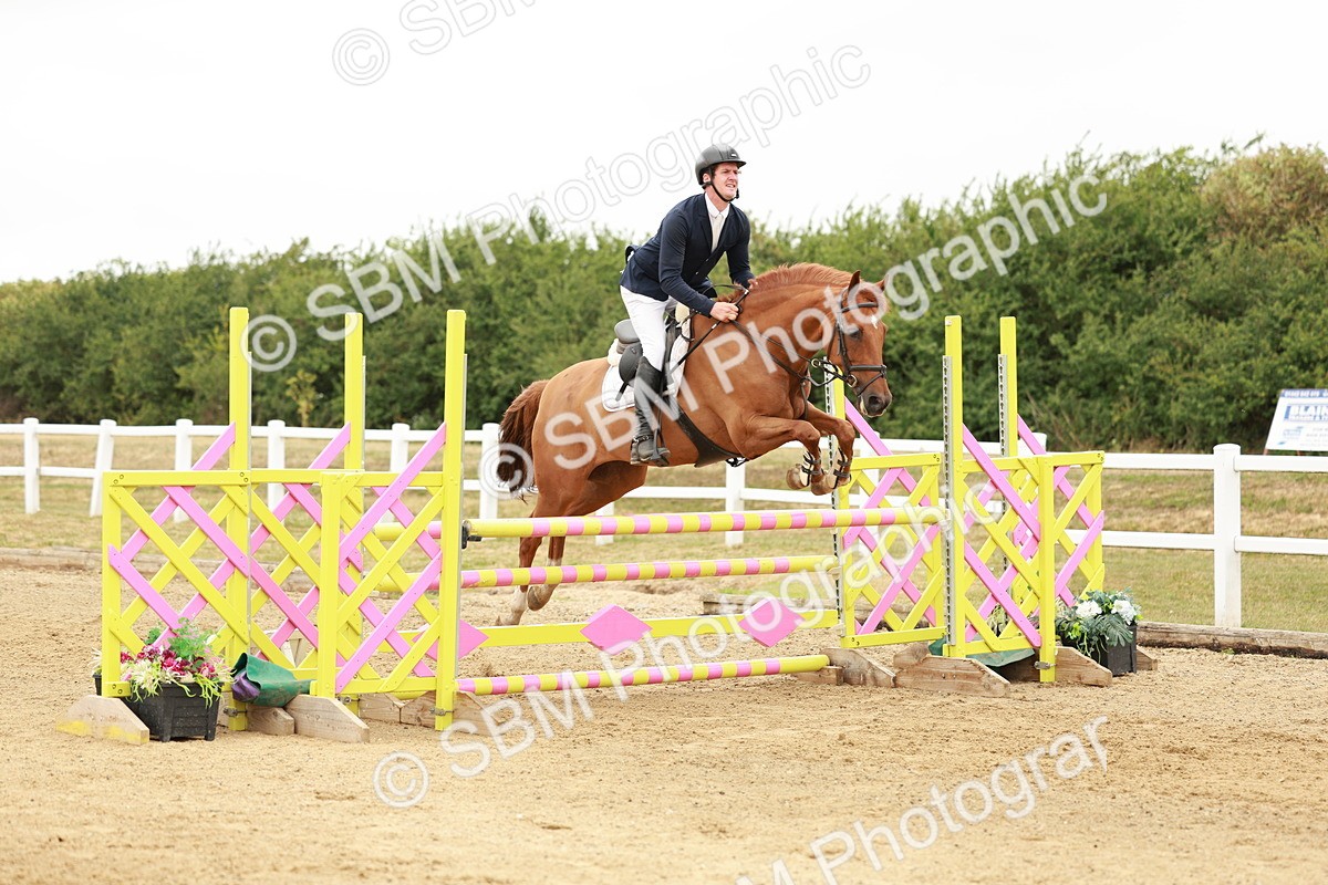 SBM_006816 - Class 2 - Senior Discovery - 1.00m Open