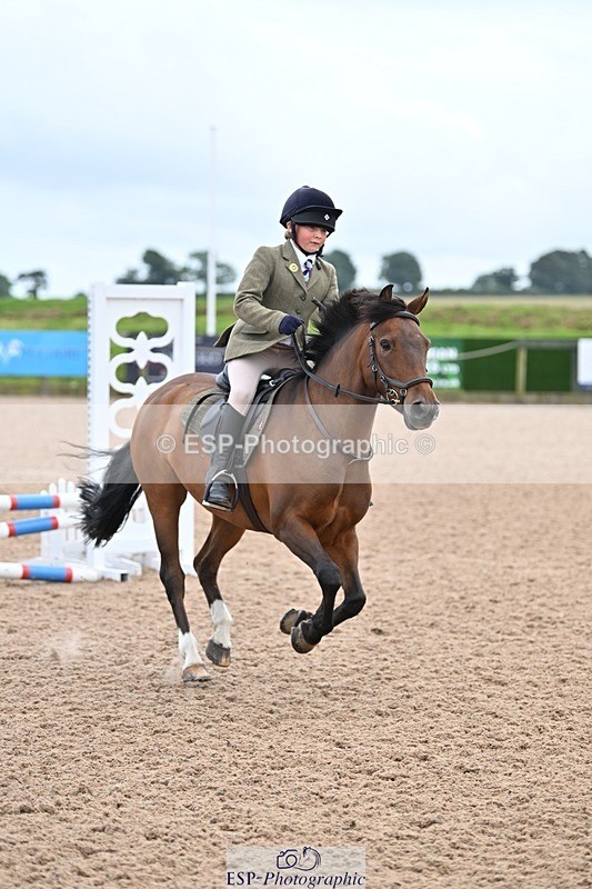 240813-161852-00213 - Clear round & 60cm