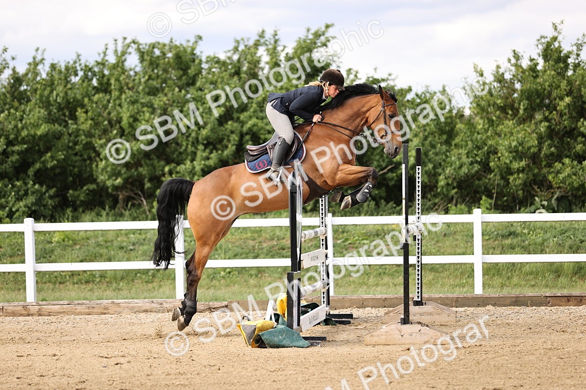 SBM_003771 - Class 13 - Senior Foxhunter - 1.20m