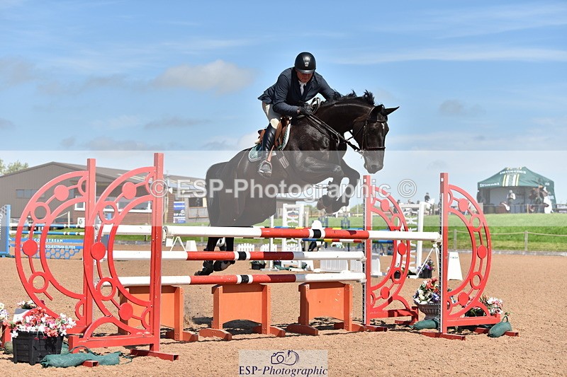 230810A-113158-00892 - Cls 9 Foxhunter