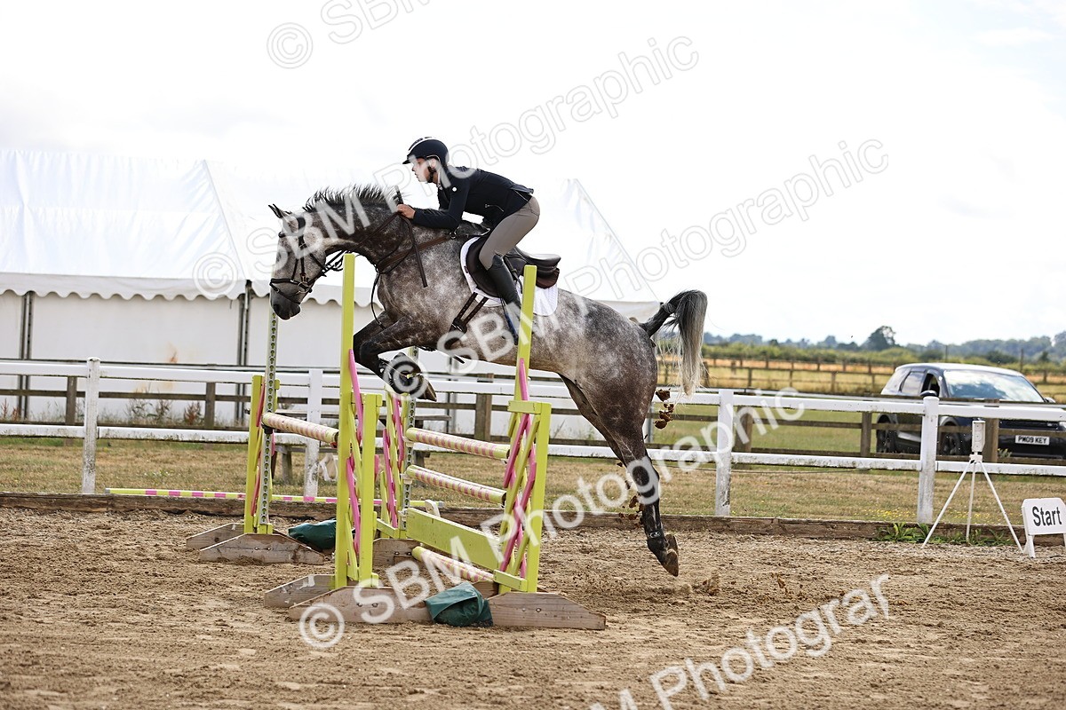 SBM_026731 - Class 13 - Senior Newcomers - 1.10m