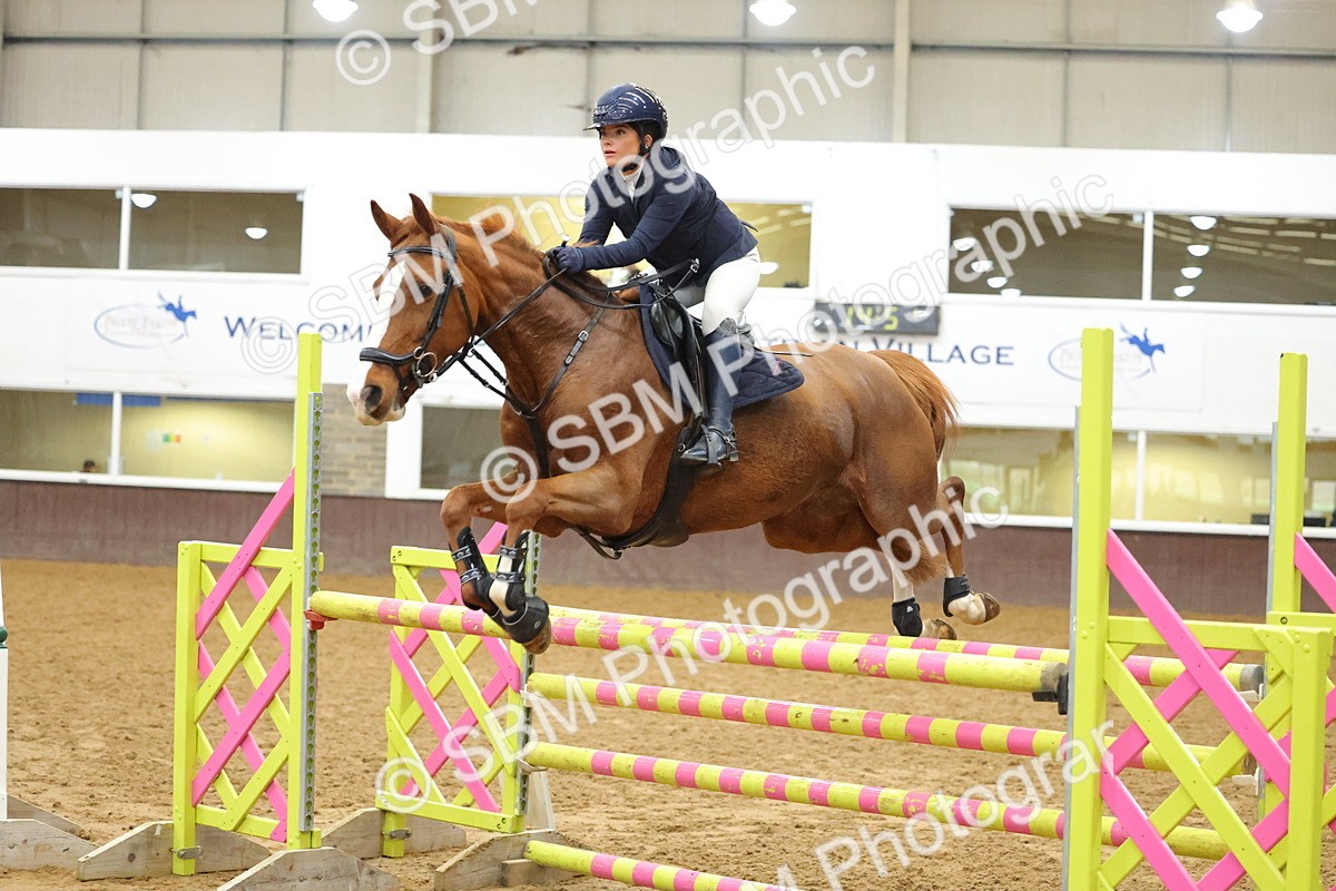 SBM_001438 - Class 4 - Senior Newcomer - 1.10m