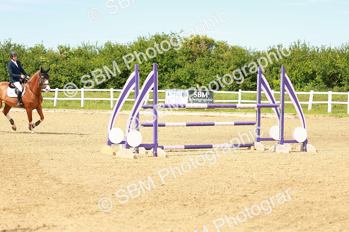 SBM_002426 - Class 4 - Senior Newcomers - 1.10m