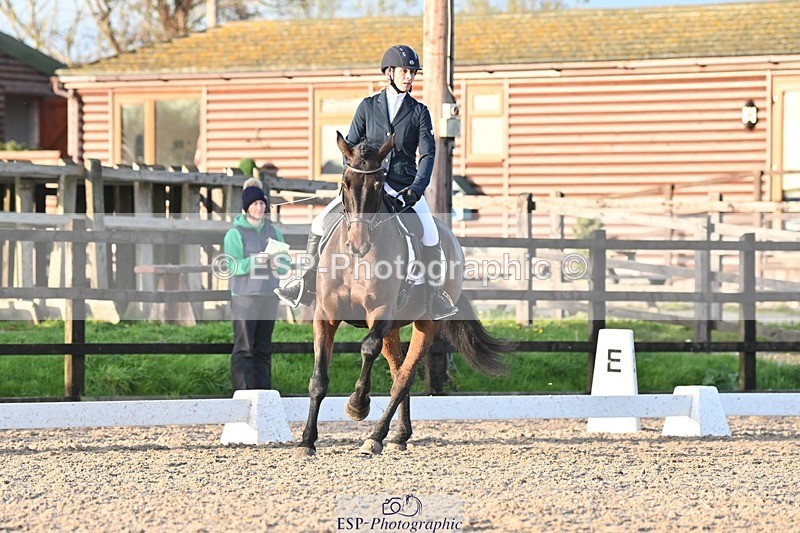 231105-153253-03048 - Cls 4 Novice 24 15.24 to 16.35 break