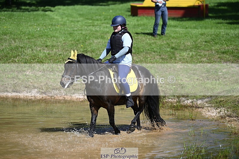 240728B-112112-00915 - Theo's Group XC