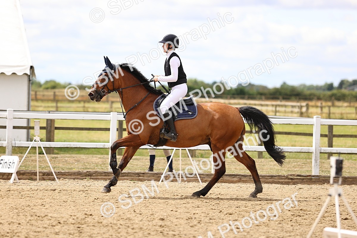 SBM_013635 - Class 14 - Senior Discovery - 1.00m Open