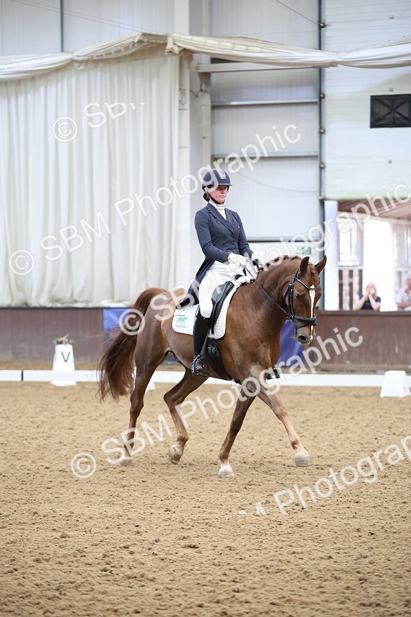 SBM_004359 - Class 9 - FEI Inter 1 Gold - 15.55-16.43