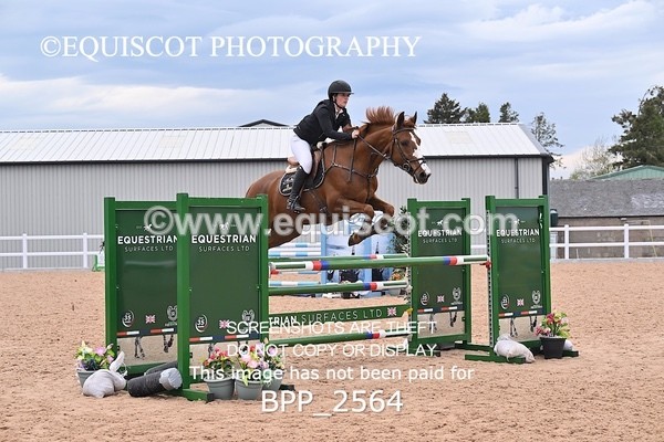 BPP_2564 - CLASS 7 - FRI - Senior Foxhunter/1.20m Open
