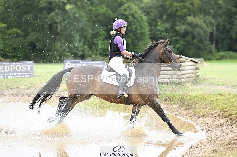 240804-130232-13909 - 460-Amelie_Huntington-Whiteley-HOLNEST_FINNEGAN