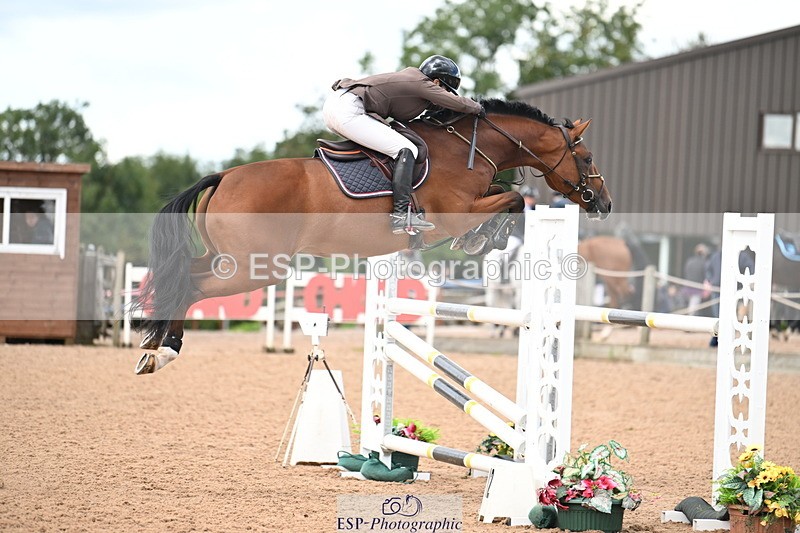 240912A-124613-01545 - Cls 3 Snr Foxhunter