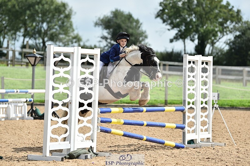 230902A-130602-01309 - Cls 3A Pony Medium 80cm