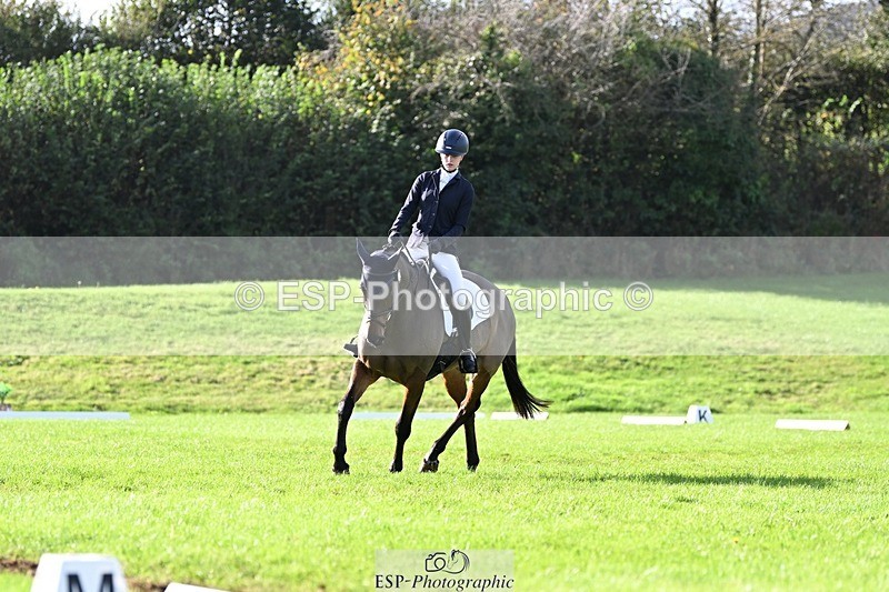 241025-113321-07160 - 548-Fenella.Redvers-DANCING.PADDE