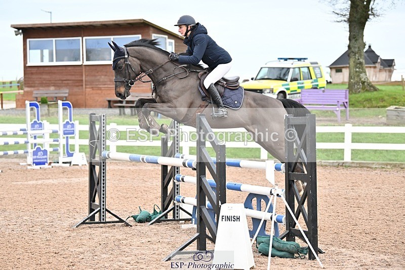 241206-123838-00775 - Cls 5 Newcomers and 1.10m Open