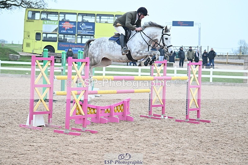 240113A-142303-02330 - Cls 13 Foxhunter and 1.20m Open