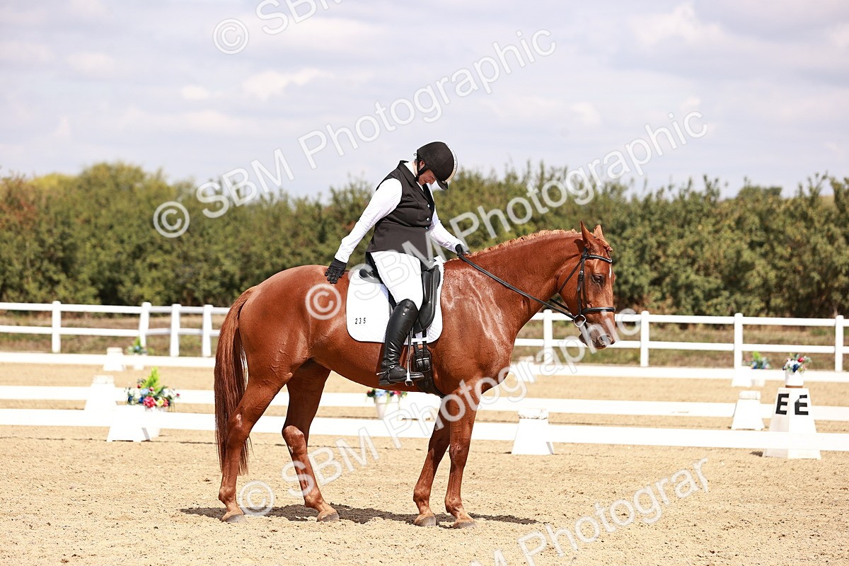 SBM_018488 - Class 17 - Novice 6