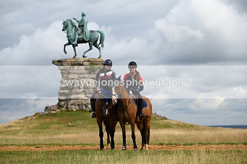 DSC_4420 - Time at Statue 09:50 to 11:09