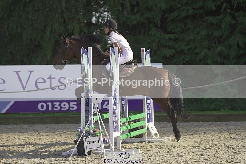 230909-170240-07189 - Cls 19 Club 70cm