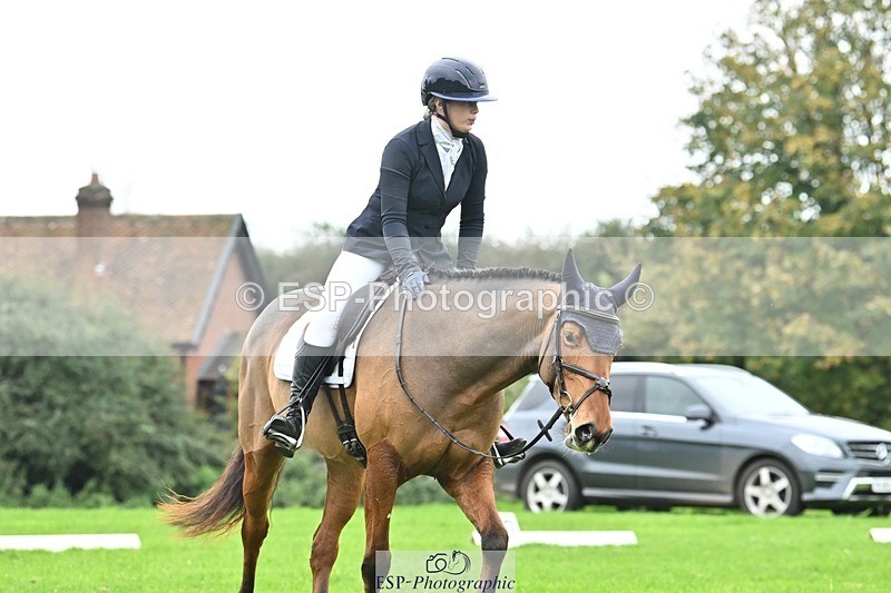 241024-134149-04185 - 328-Zara.Head-FOURFIELDS.LOVEHEART