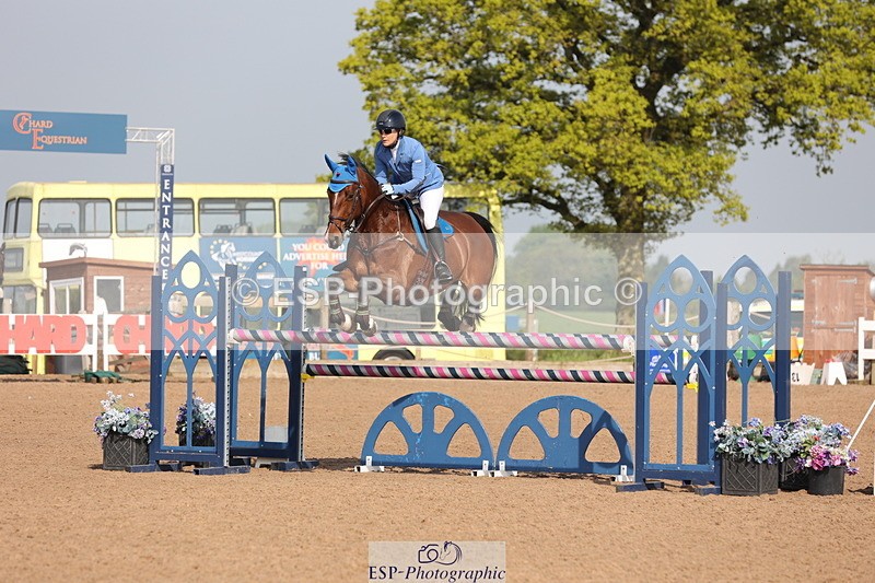 240511A-092204-11037 - Cls 32 Foxhunter