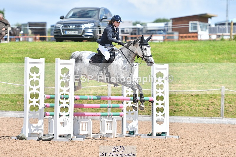 240609A-113335-04619 - Cls 17 Snr 1.05m Open