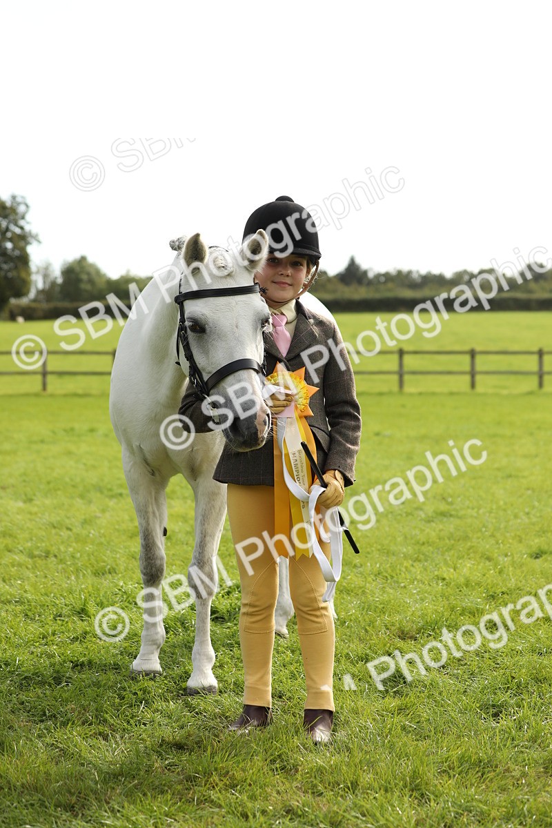 SBM_68745 - S40 - Junior Handler 9-12 Years