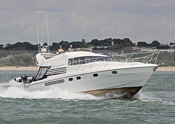 090725 AGAINST ALL ODDS IMG_1249 - Flybridge Cruisers