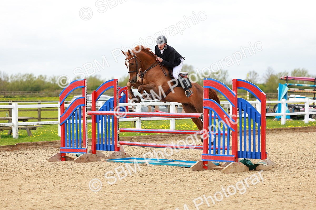 SBM_002481 - Class 10 - Senior Newcomers - 1.10m