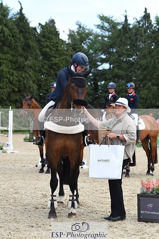 230528-155900-19225 - 2* Presentations