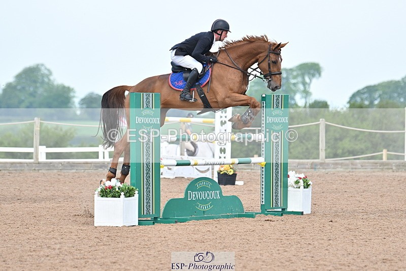 240512A-104334-17354 - Cls 48 National 1.30m Open