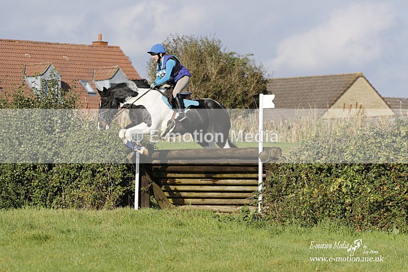  WWHT 171021 3856 - Open (1.00m)  17/10/21