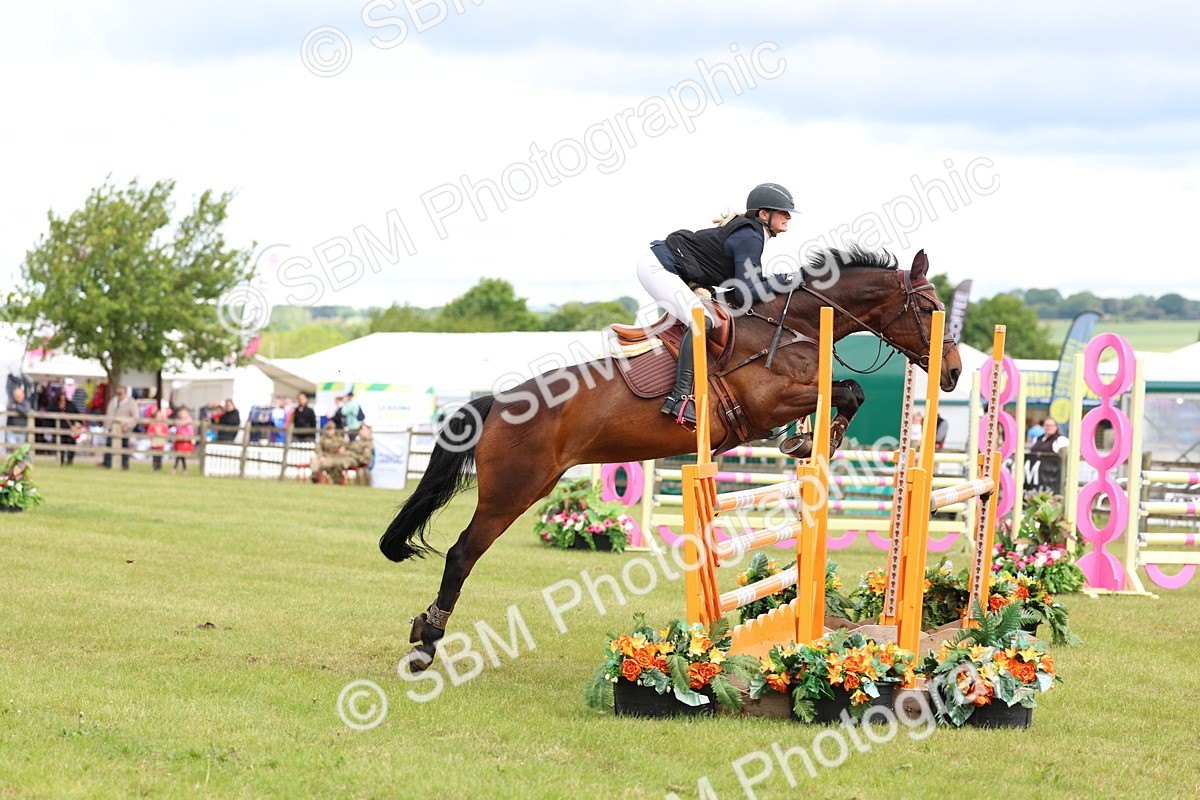 SBM_13392 - Class 206 - Senior Newcomers - 1.10m Open