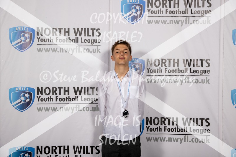 1DX30672 - Div 3 Calne Town Youth White