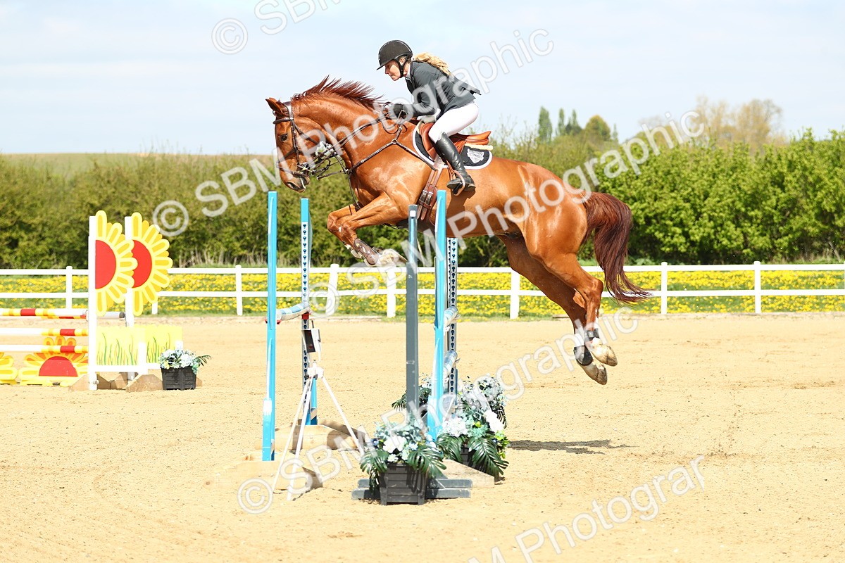 SBM_001286 - Class 5 - Senior Foxhunter 1.20m