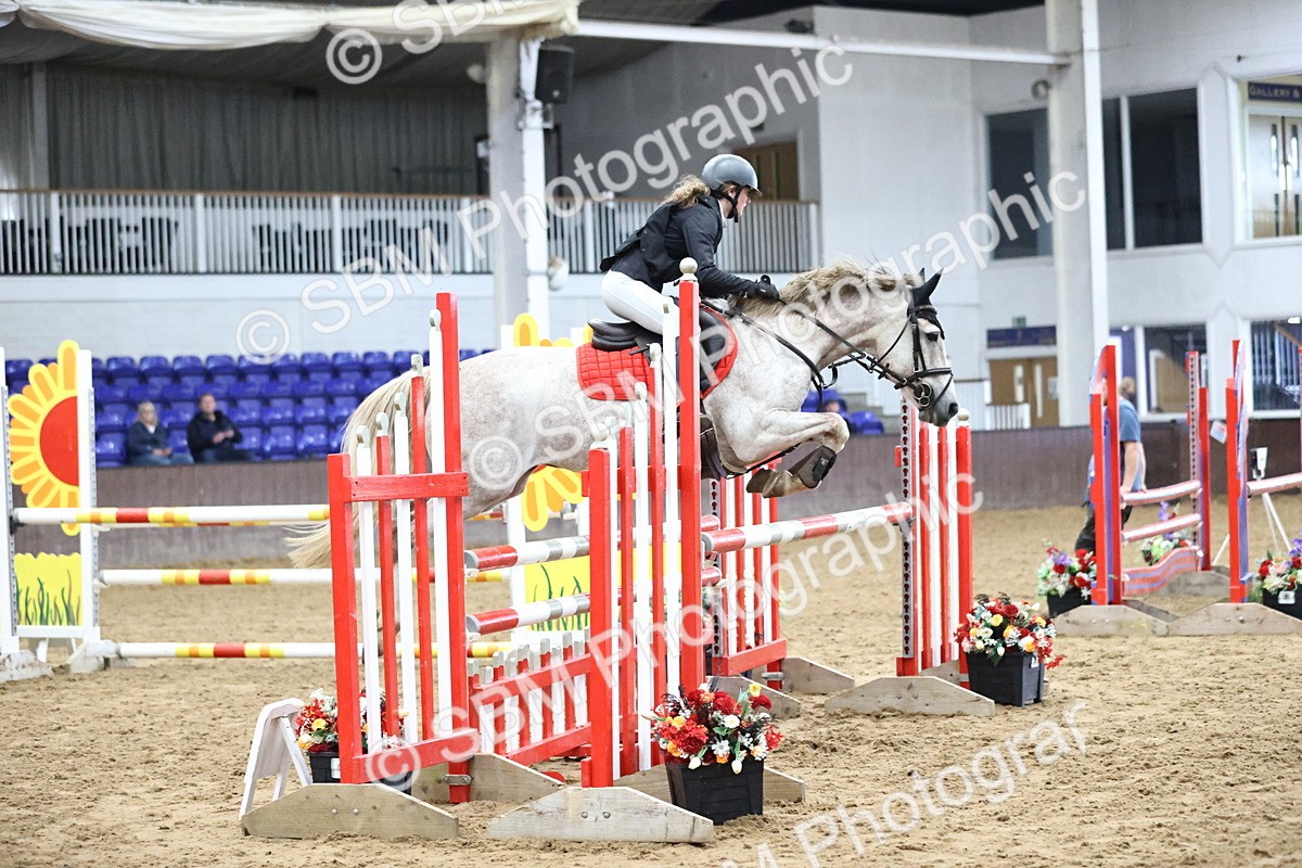 SBM_001104 - Class 5 - Blue Chip Pony Newcomers 1.00m Open