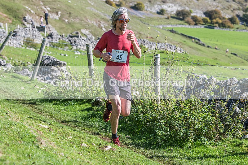 Ilam-596 - Ilam Three Peaks Fell Race (Limestone Series) Sunday 28th September 2025