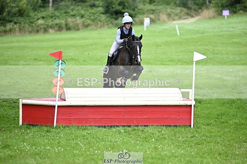 240803-133739-07243 - 153-Eleanor_Blewitt-CARRY_ON_PRINCESS