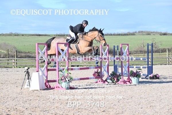 BPP_3748 - CLASS 8 Senior Newcomers/ 1.10m Open