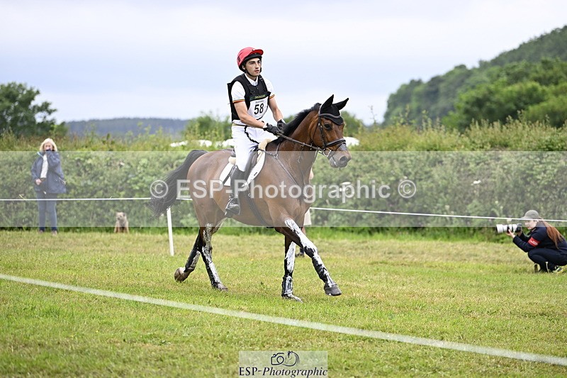 250524A-102853-08529 - A-058-Baptiste.Dehoorne-FAST.AND.DEVIL