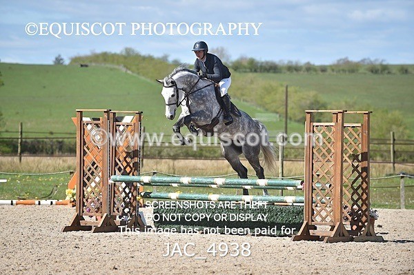 JAC_4938 - CLASS 13 SAT Senior BritiNovice/ 90cm Open