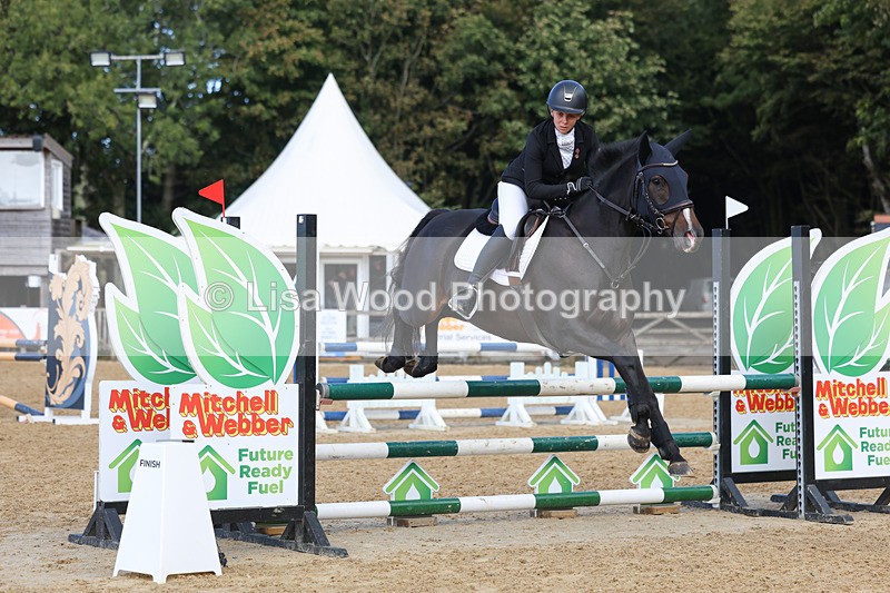 3E7A9221 - Class 9: Senior British Novice/90cm open