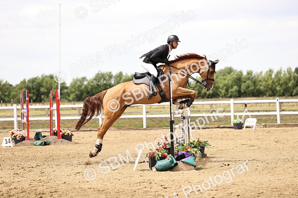 SBM_010528 - Class 9 - Senior Foxhunter - 1.20m Open