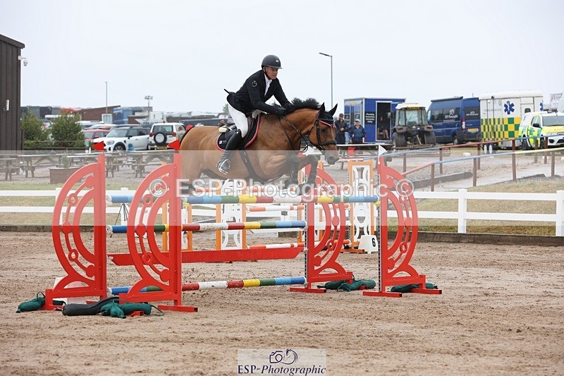 250717-150808-06274 - Cls 1, 3 Star Small Tour 14.30 to End