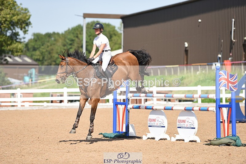 230906A-135030-00502 - Foxhunter & 1.20m Open