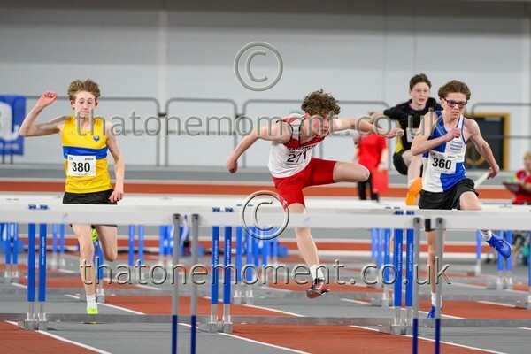 Age26SAT-926464 - Track Male Set One