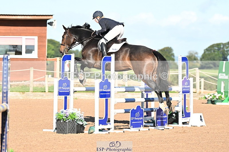 240912A-090127-00029 - Cls 1 Snr 1.05m & 1.10m Open