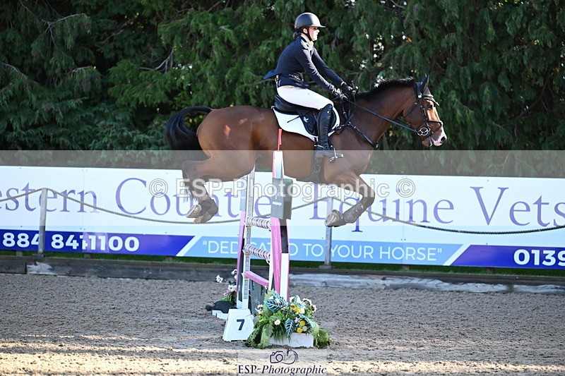 251024A-110200-06660 - B-156-Eres.Parry