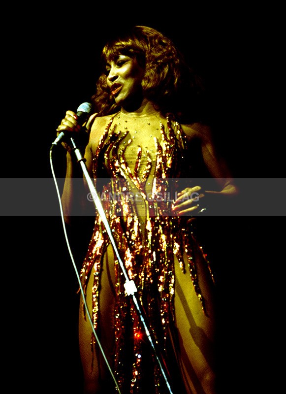 TINA TURNER - T..