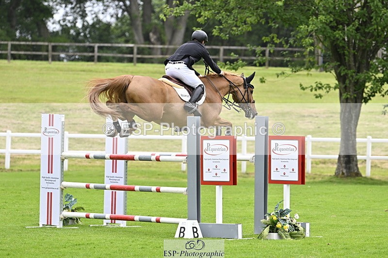 250613A-125016-01946 - Cls 3 Snr Foxhunter