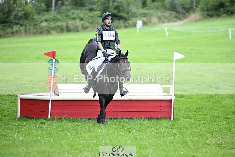 240803-114722-03748 - 104-Ollie_Martin-MIH_HUNTERS_BEAR