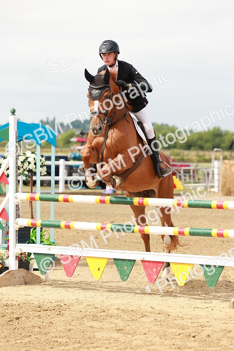 SBM_016928 - Class 20 - Senior Newcomers - 1.10m